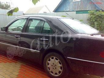 1998 Mercedes-Benz E-Class Photos