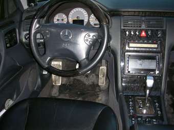 1999 Mercedes-Benz E-Class Pictures