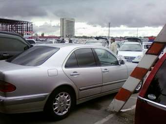 1999 Mercedes-Benz E-Class