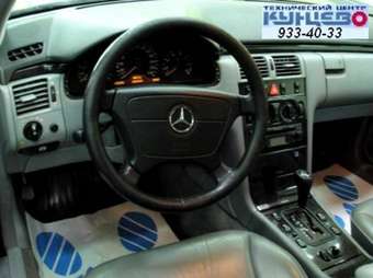 1999 Mercedes-Benz E-Class Pictures