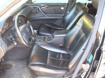 1999 Mercedes-Benz E-Class Photos