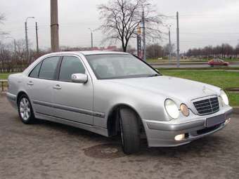 1999 Mercedes-Benz E-Class Pics