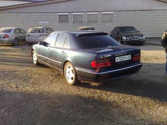 1999 Mercedes-Benz E-Class Pictures