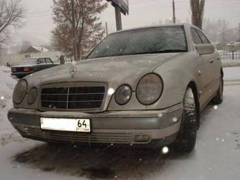 1999 Mercedes-Benz E-Class Pictures