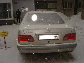 1999 Mercedes-Benz E-Class Photos