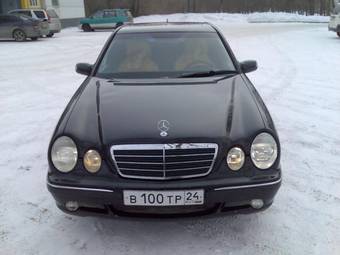 1999 Mercedes-Benz E-Class Images
