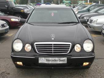 1999 Mercedes-Benz E-Class Pictures