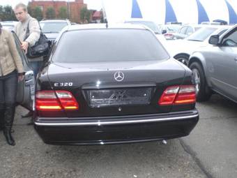 1999 Mercedes-Benz E-Class Pictures