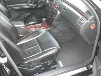 1999 Mercedes-Benz E-Class Photos