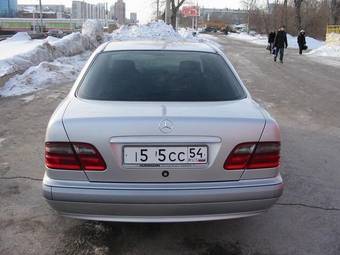 1999 Mercedes-Benz E-Class Pictures