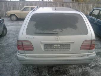 1999 Mercedes-Benz E-Class Photos