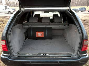 1999 Mercedes-Benz E-Class Photos
