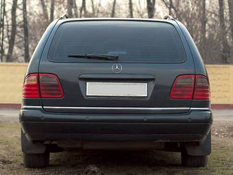 1999 Mercedes-Benz E-Class Wallpapers