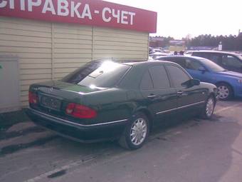 1999 Mercedes-Benz E-Class Pictures