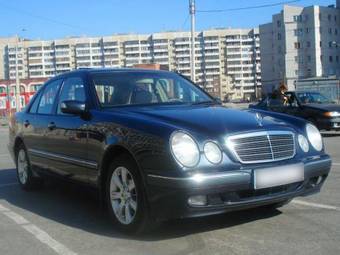 1999 Mercedes-Benz E-Class Photos