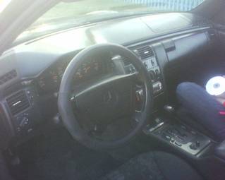 1999 Mercedes-Benz E-Class Pictures