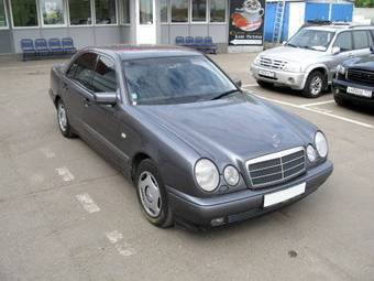 1999 Mercedes-Benz E-Class Pics