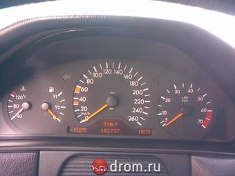 1999 Mercedes-Benz E-Class Photos