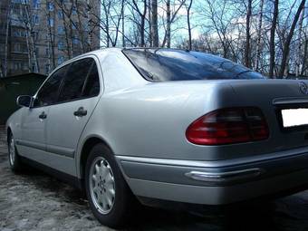 1999 Mercedes-Benz E-Class Pics