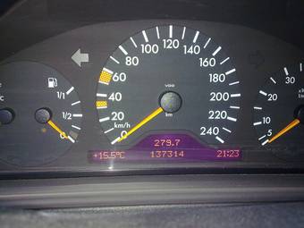1999 Mercedes-Benz E-Class Photos