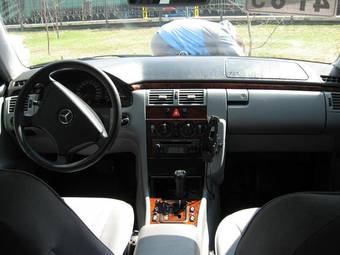 1999 Mercedes-Benz E-Class Pictures