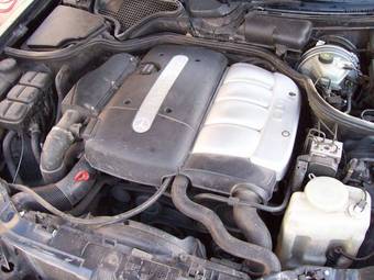 1999 Mercedes-Benz E-Class Photos