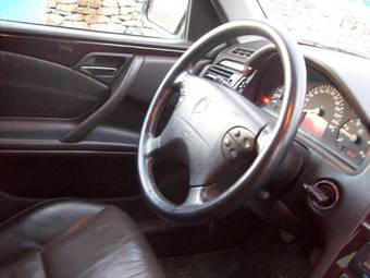 1999 Mercedes-Benz E-Class Pictures