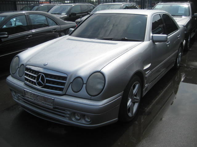 1999 Mercedes-Benz E-Class