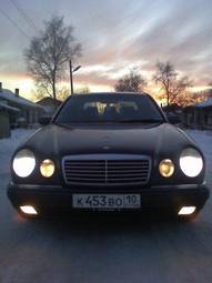 1999 Mercedes-Benz E-Class Pictures