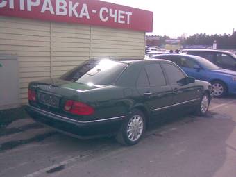 1999 Mercedes-Benz E-Class Pictures