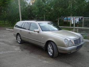 1999 Mercedes-Benz E-Class Pictures