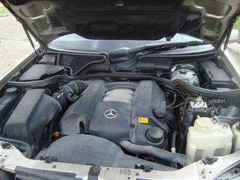 1999 Mercedes-Benz E-Class Photos