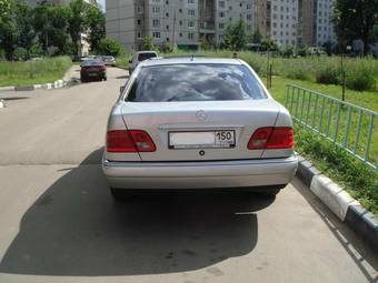 1999 Mercedes-Benz E-Class Pics