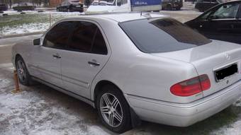 1999 Mercedes-Benz E-Class Photos