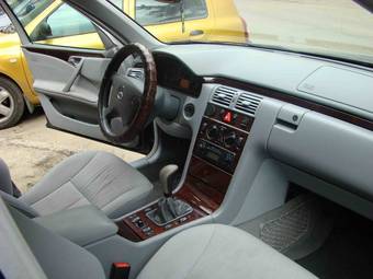 1999 Mercedes-Benz E-Class Wallpapers