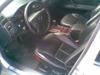 1999 Mercedes-Benz E-Class Photos