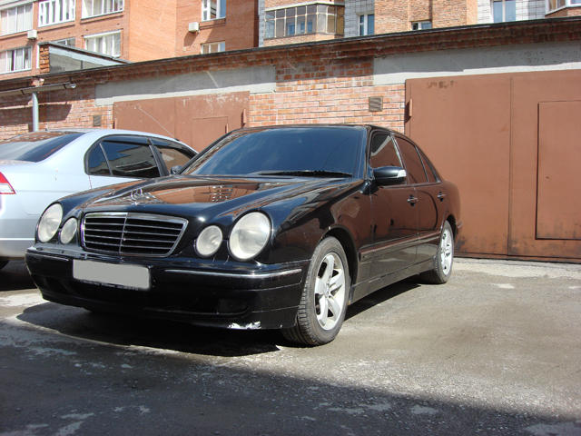 1999 Mercedes-Benz E-Class