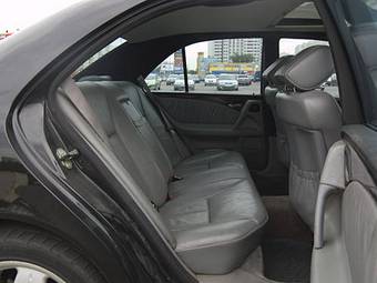 1999 Mercedes-Benz E-Class Pictures