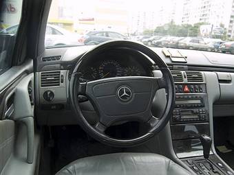 1999 Mercedes-Benz E-Class Pics