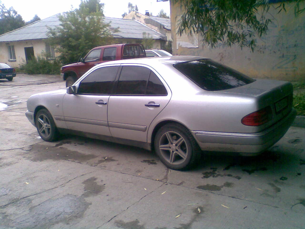 1999 Mercedes-Benz E-Class