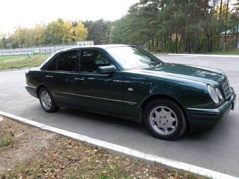 1999 Mercedes-Benz E-Class Pictures