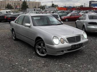 1999 Mercedes-Benz E-Class Photos