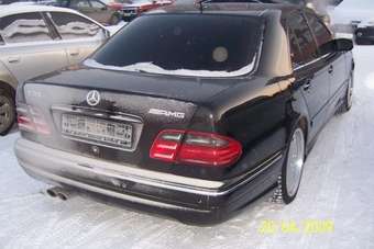 2000 Mercedes-Benz E-Class Images