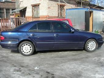 2000 Mercedes-Benz E-Class Wallpapers