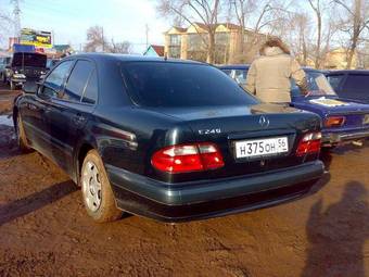 2000 Mercedes-Benz E-Class Wallpapers