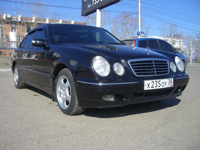 2000 Mercedes-Benz E-Class