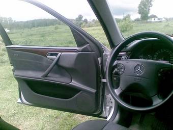 2000 Mercedes-Benz E-Class Wallpapers