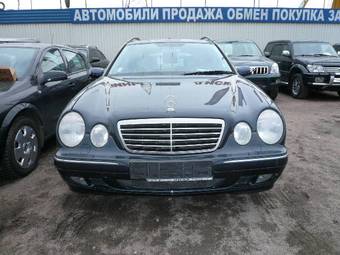 2000 Mercedes-Benz E-Class Photos
