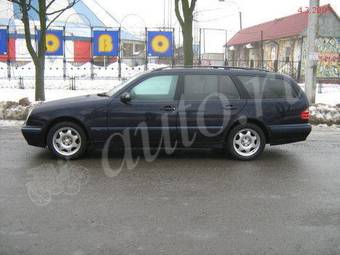 2000 Mercedes-Benz E-Class