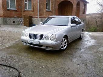 2000 Mercedes-Benz E-Class